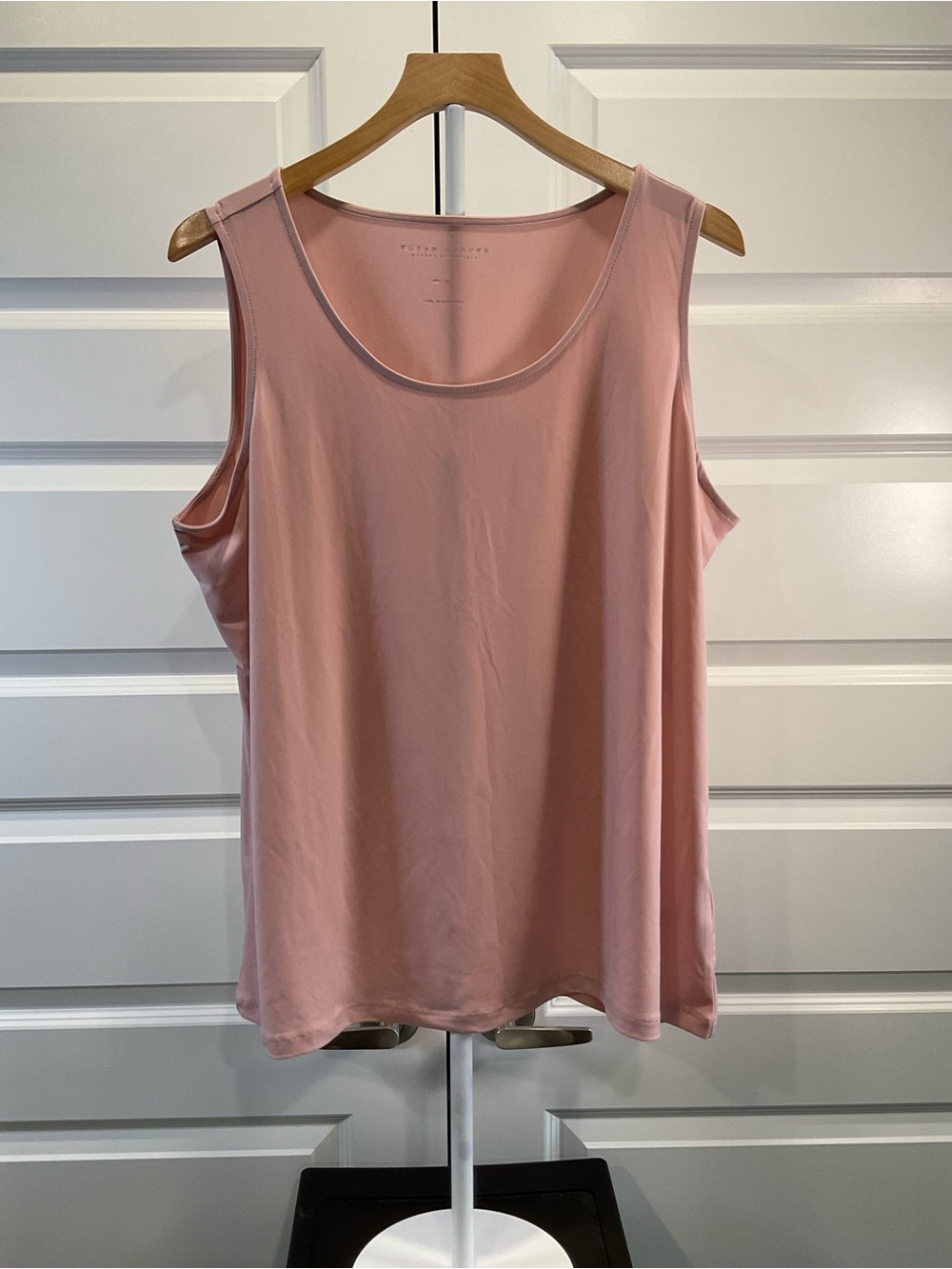 Susan Graver Pink Scoop Neck Sleeveless Tank